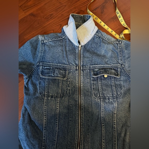 Vintage Tommy Hilfiger Logo Denim Jean Jacket - Picture 8 of 12